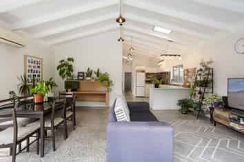 2B Roach Street, Maeroa