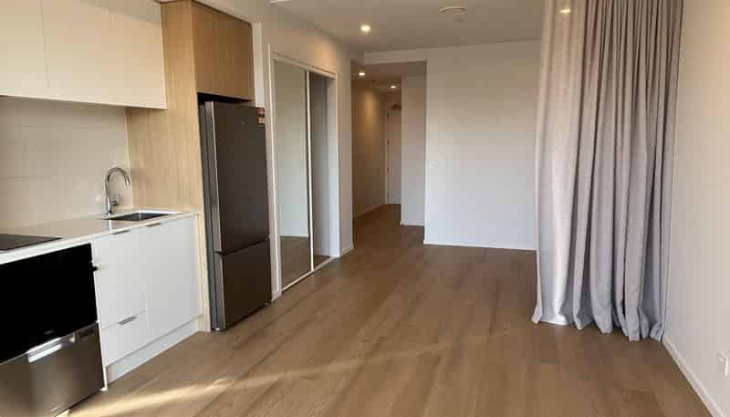105/2B Te Ara Taurapa, Point Chevalier