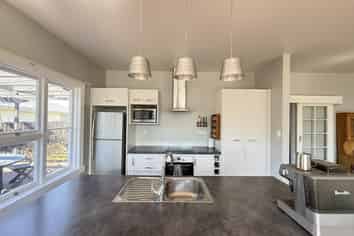 102 Woodham Road, Linwood