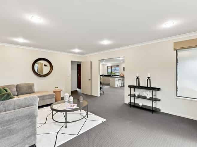 8 St Clair Close, Saint Clair