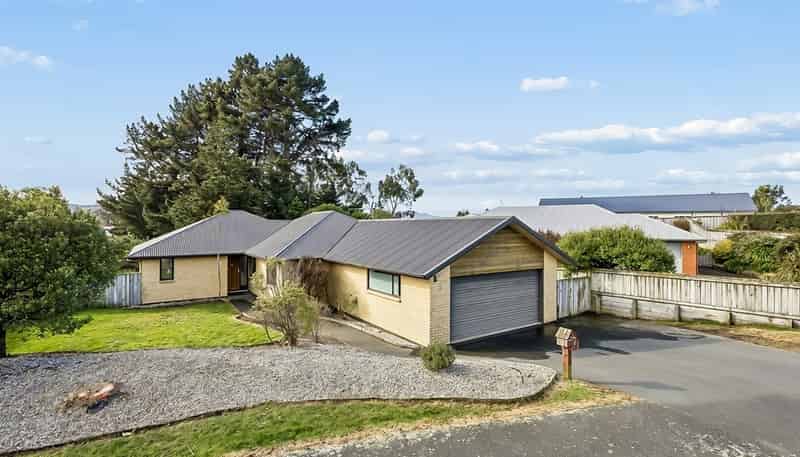8 St Clair Close, Saint Clair