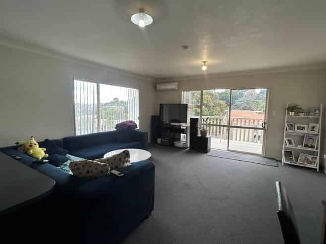 94 Jonathon Street, Brookfield