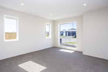 28 Podocarp Drive , Halswell