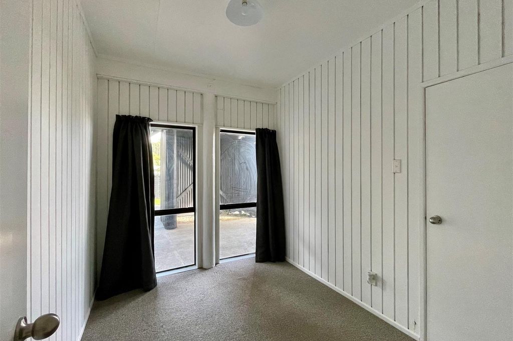 Move in ready! Available now! 3