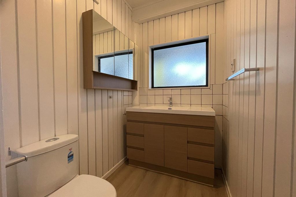 Move in ready! Available now! 5