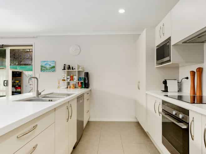 19 Hewson Drive, Snells Beach