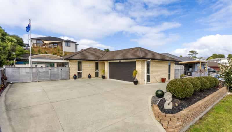19 Hewson Drive, Snells Beach