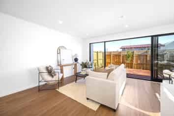 6/70 Isleworth Road, Bishopdale
