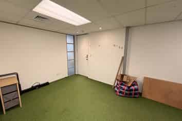 Centrally located office space - 87sqm