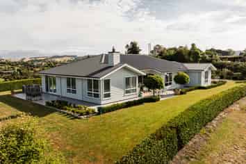12 Shirtcliff Lane, Redwood Valley