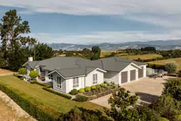 12 Shirtcliff Lane, Redwood Valley
