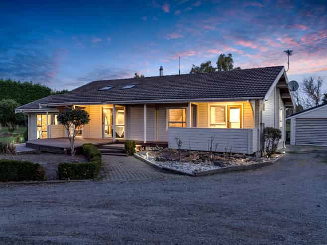 359 Dixons Road, Loburn