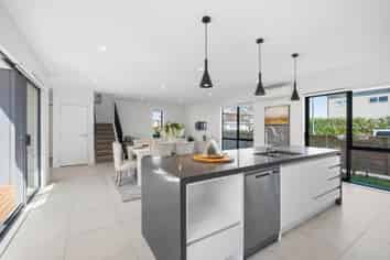 35 Lusitano Drive, Karaka