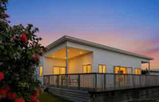 12 Devon Street, Mangawhai Heads