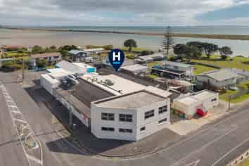 Outstanding investment | Large commercial building