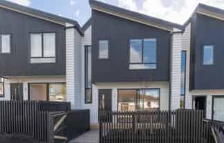 2/56 Salisbury Road, Birkdale