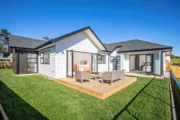 62 Wainui Road, Silverdale