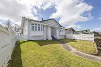 662 Mount Albert Road, Royal Oak