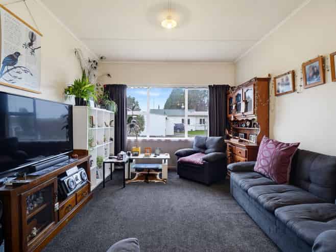 50 Pitt Street, Kenepuru Sound