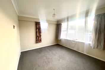 254 Sunset Road, Sunnybrook