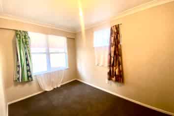 254 Sunset Road, Sunnybrook