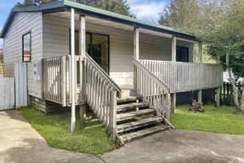 22A Newland Grove, Henderson