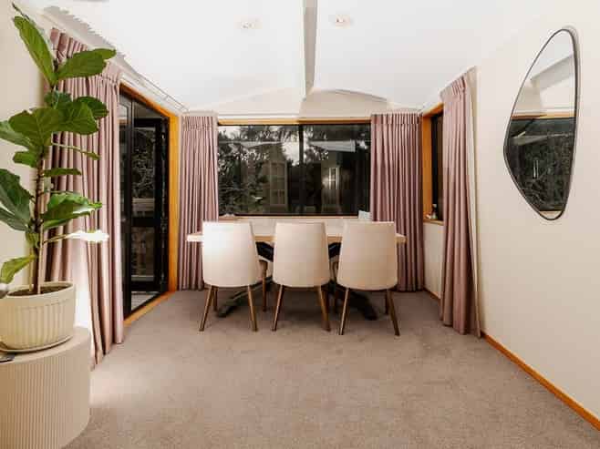 33A Island Bay Road, Beach Haven