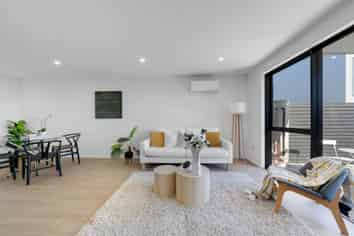 20 Paapaakiri Loop, Takanini