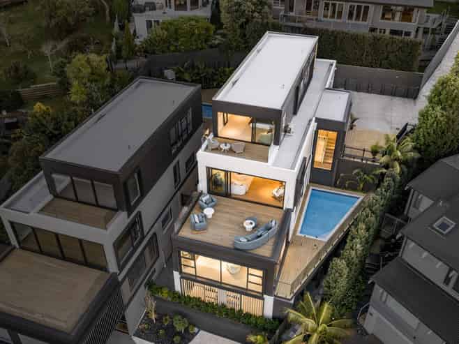 3A Eastcliffe Road, Castor Bay