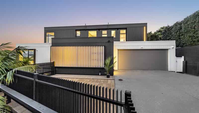 3A Eastcliffe Road, Castor Bay