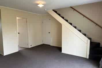 9E Robins Road, Judea