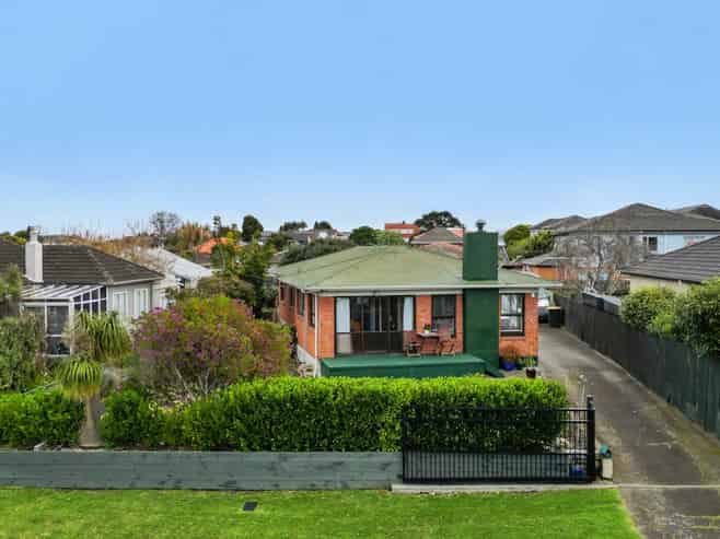 18 Lipscombe Avenue, Papatoetoe