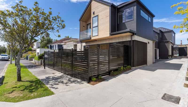 11 Winsomere Crescent, Westmere