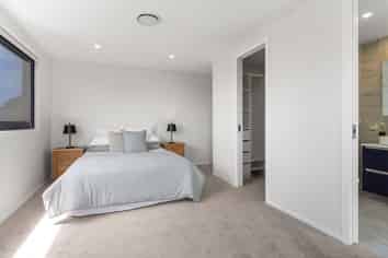 11 Winsomere Crescent, Westmere
