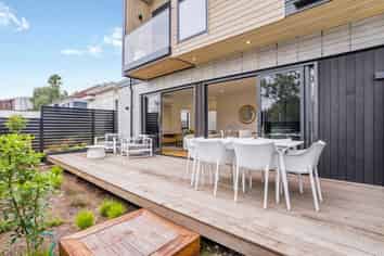 11 Winsomere Crescent, Westmere