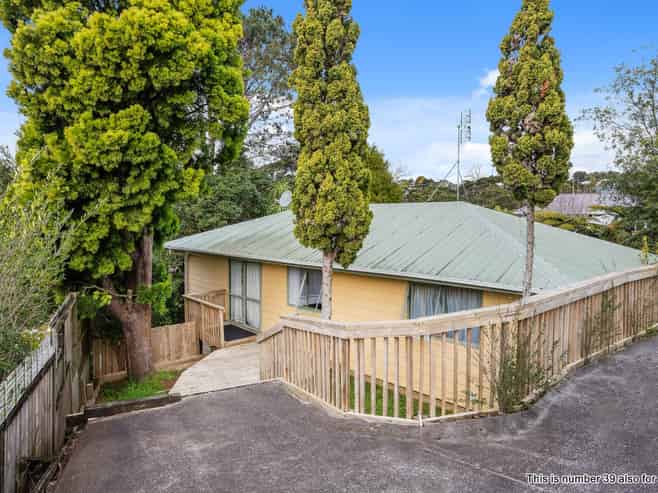 37 Holmes Drive South, Massey