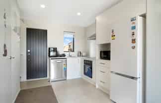 23 Raupeti Lane, Henderson