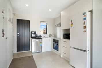 23 Raupeti Lane, Henderson