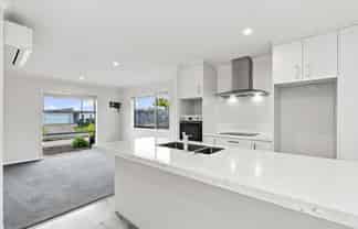 18 Stevenson Drive, Papamoa