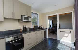 35 Beta Street, Belleknowes