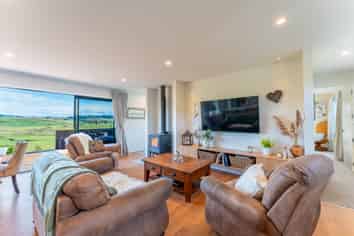 47 Taiko Hall Road, Levels Valley