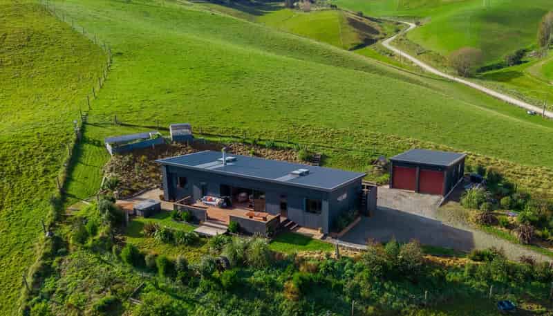 47 Taiko Hall Road, Levels Valley
