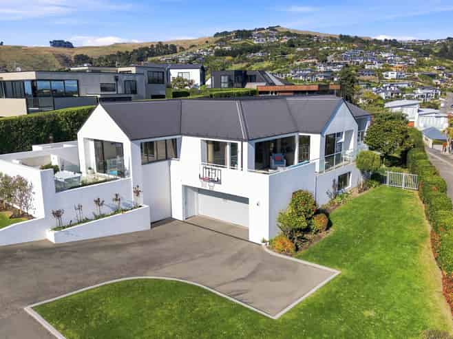 60 Glenstrae Road, Redcliffs