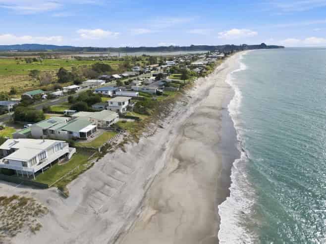 331 Pukehina Parade, Pukehina