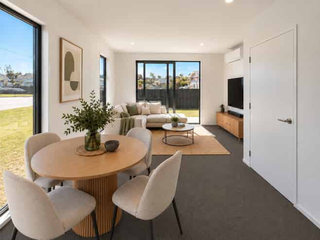 1/38 Chelsea Street, Linwood