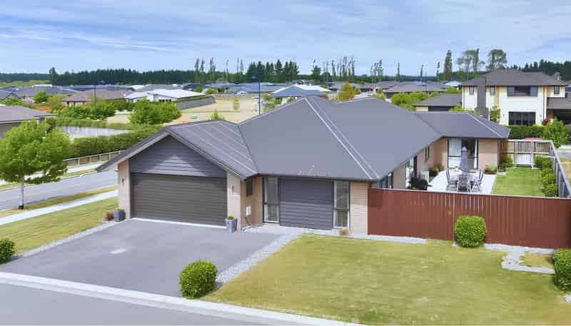 24 Eyrewell Road, Pegasus