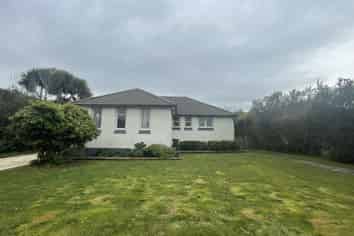 56 Adamson Crescent, Hawthorndale