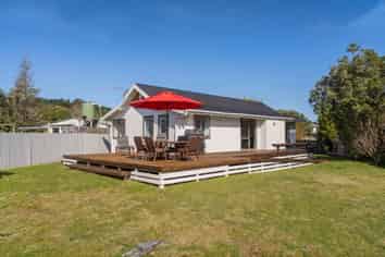 64 Oyster Drive, Cooks Beach