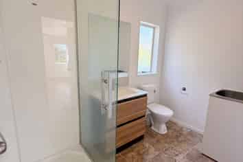 6A Kelman Rd, Kelston