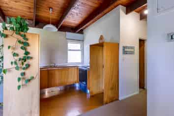 81B Edmund Street, Saint Heliers
